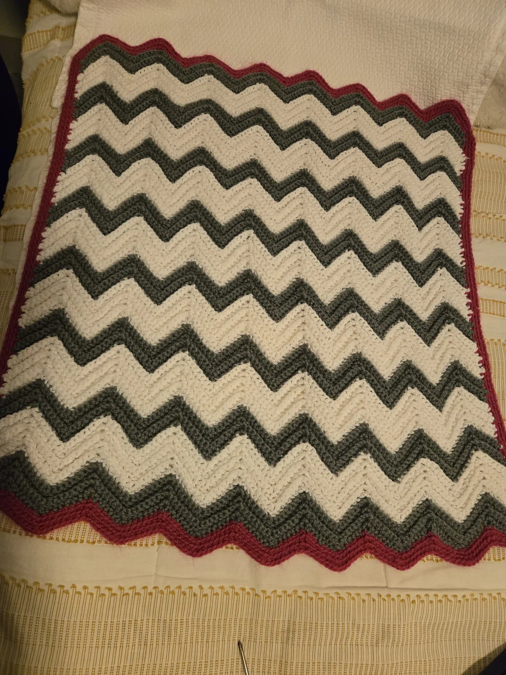 Chevron Knit Throw Blanket in Cream, Gray & Red